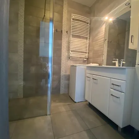 Grzybowska Inter-apartments